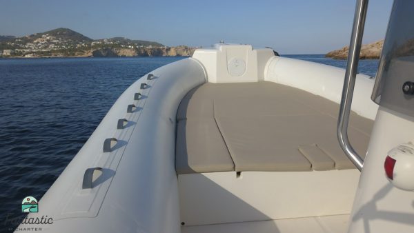 Charter en ibiza alquilar lanchas en ibiza